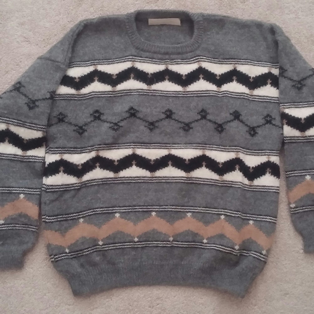 Perry Ellis - Picture 2 of 2